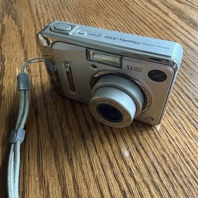 【稼働品】FUJIFILM FinePix A500 コンパクトデジタルカメラ Fujifilm FinePix A Series A500 5.1MP Digital Camera - Silver for