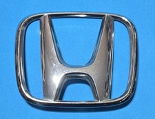 2000s 3.5 Honda Accord Sedan Rear Trunk Center Emblem Plastic Chrome Oem