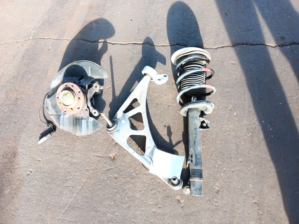 Комплект стоек рычагов управления шпинделем левой передней подвески 01–06 BMW M3 - Изображение 4 из 4