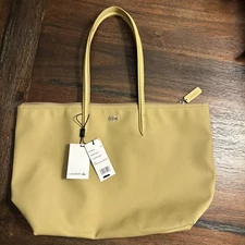 Lacoste, Large Shopping Bag, Lightweight. Prairie Sand color 