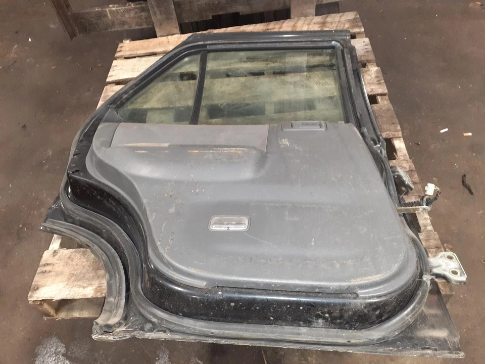 Used Rear Left Door fits: 1998 Isuzu rodeo electric Rear Left Grade A - Imagem 2 de 4