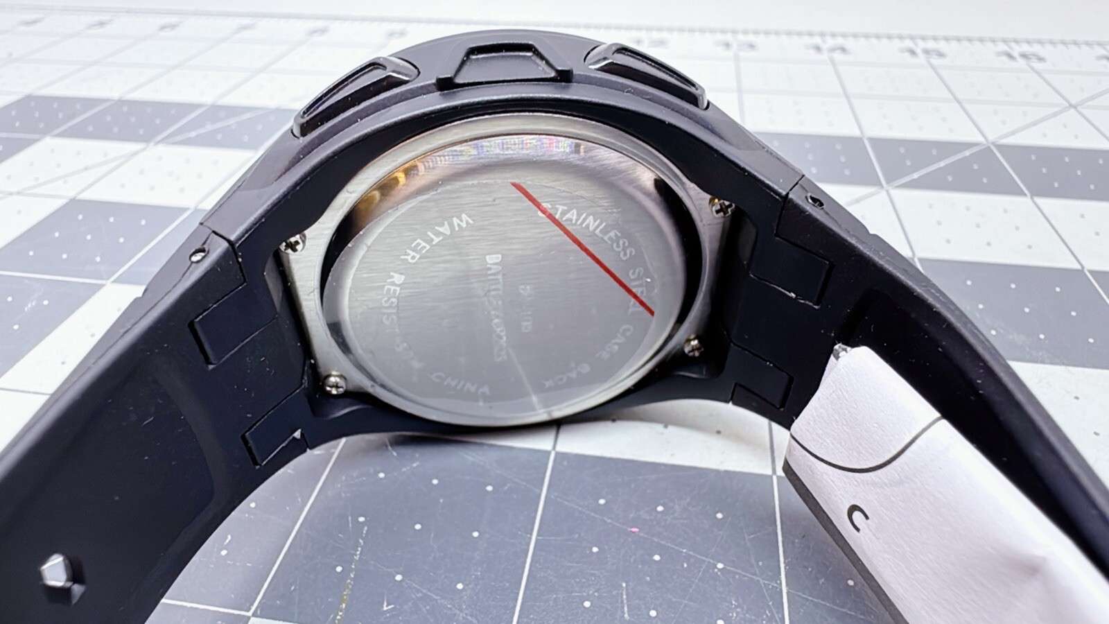 Big Basic Unisex Plastic Strap Water-Resistant Ti… - image 3