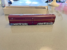 A HO SCALE ATHEARN PRR PENNSYLVANIA TUSCAN BROWN DUMMY PB-1 DIESEL LOCO