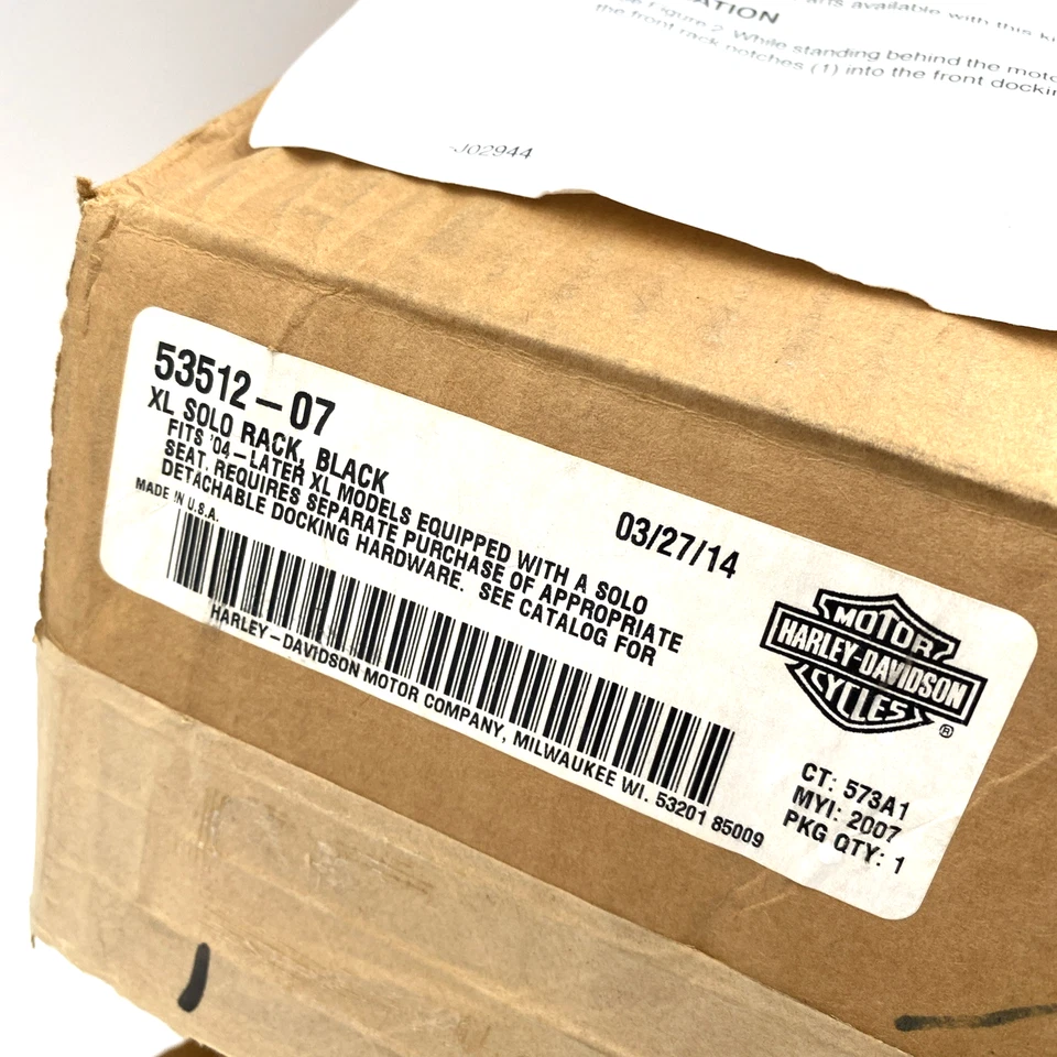 Bagageiro traseiro Harley 53512-07 preto solo fabricante de equipamento original armazenamento 04-22 Sportster GG - Imagem 2 de 4