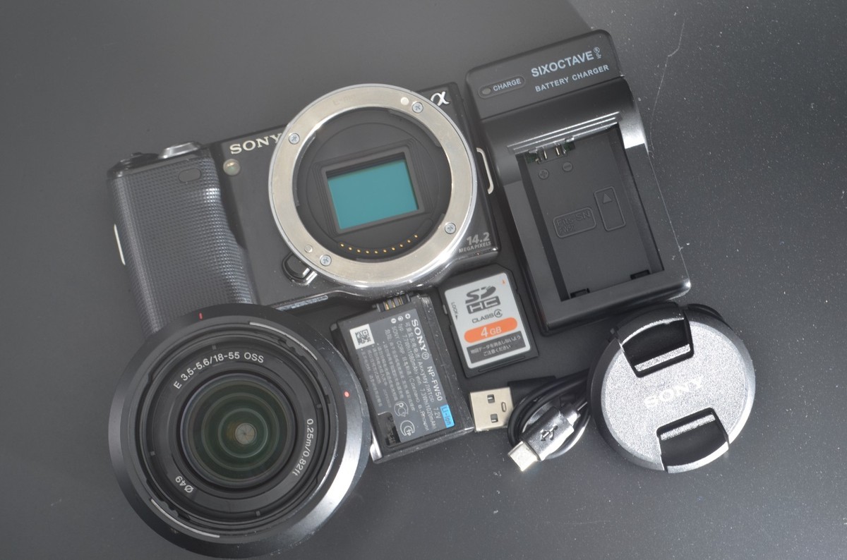 SONY Alpha NEX-5 Black Mirrorless Camera w/ 18-55mm F3.5-5.6 Lens