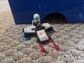 Vintage LEGO Space: Star Quest (1974-4) &ndash; Complete w/ Minifig