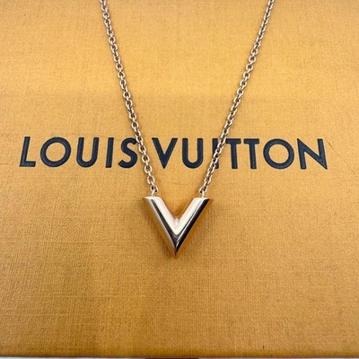 Louis Vuitton Essential V Necklace Pink Gold Authentic Used