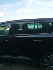 Porte arrière et accessoires Renault R9