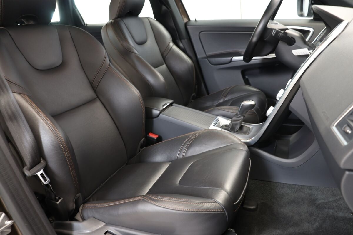 Volvo XC60 2,0 D3 150 Summum
