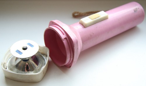 Vintage USSR Russia Plastic Flashlight - Picture 3 of 5
