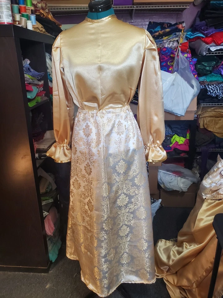 Vestido de princesa renacentista/medieval XS para mujer 3 piezas Foto 3 de 4