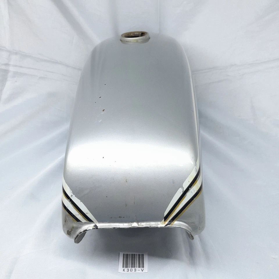 Tanque de gasolina Kawasaki 100 G7 G7S G7T G7E KH100 plateado USADO Foto 3 de 4