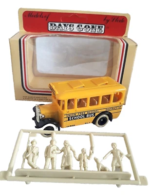 LLEDO DAYS GONE 1935 DENNIS SINGLE DECK BUS UNION FREE SCHOOL BXD DG10 004A - Image 1 of 3