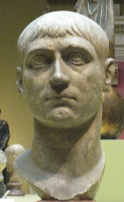 Antigua moneda romana emperador Majencio 306-312 dC Roma en templo genuino conservado Foto 3 de 4