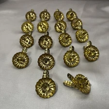 CHRISTMAS TREE CANDLE CLIPS / SET of 18/Aluminum Gold Tone Fluted HOLDERS ~ Vtg