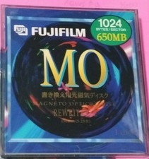 FUJIFILM 5,25 Zoll MO Wiederbeschreibbare Festplatte 650MB MOR5-650A 5,25" Me...