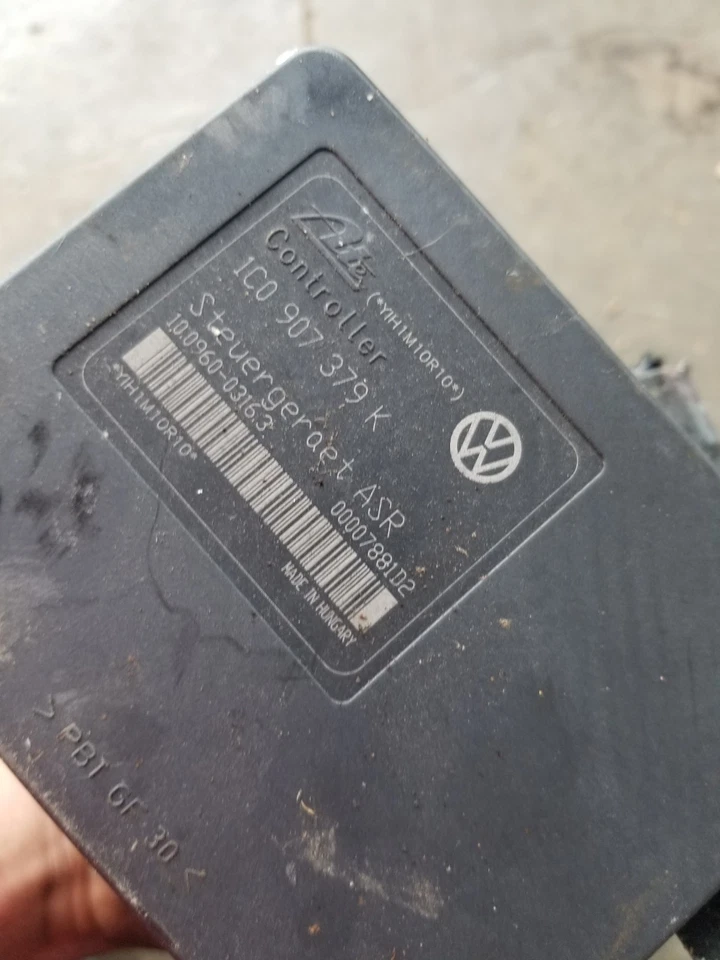 Bomba de freno antibloqueo ABS Volkswagen Jetta 1999-2005 OEM. 1J0614417D Foto 2 de 4