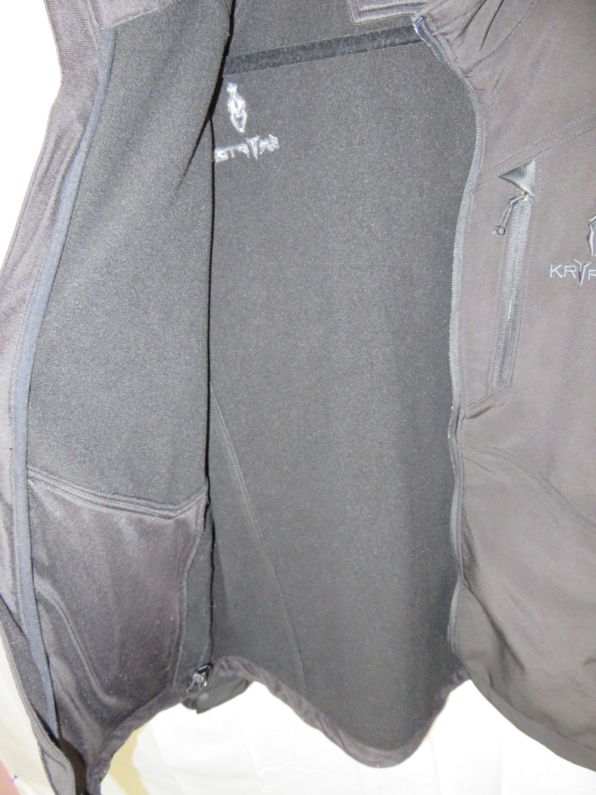 Kryptek Theron Jacket Black Softshell Windproof T… - image 9