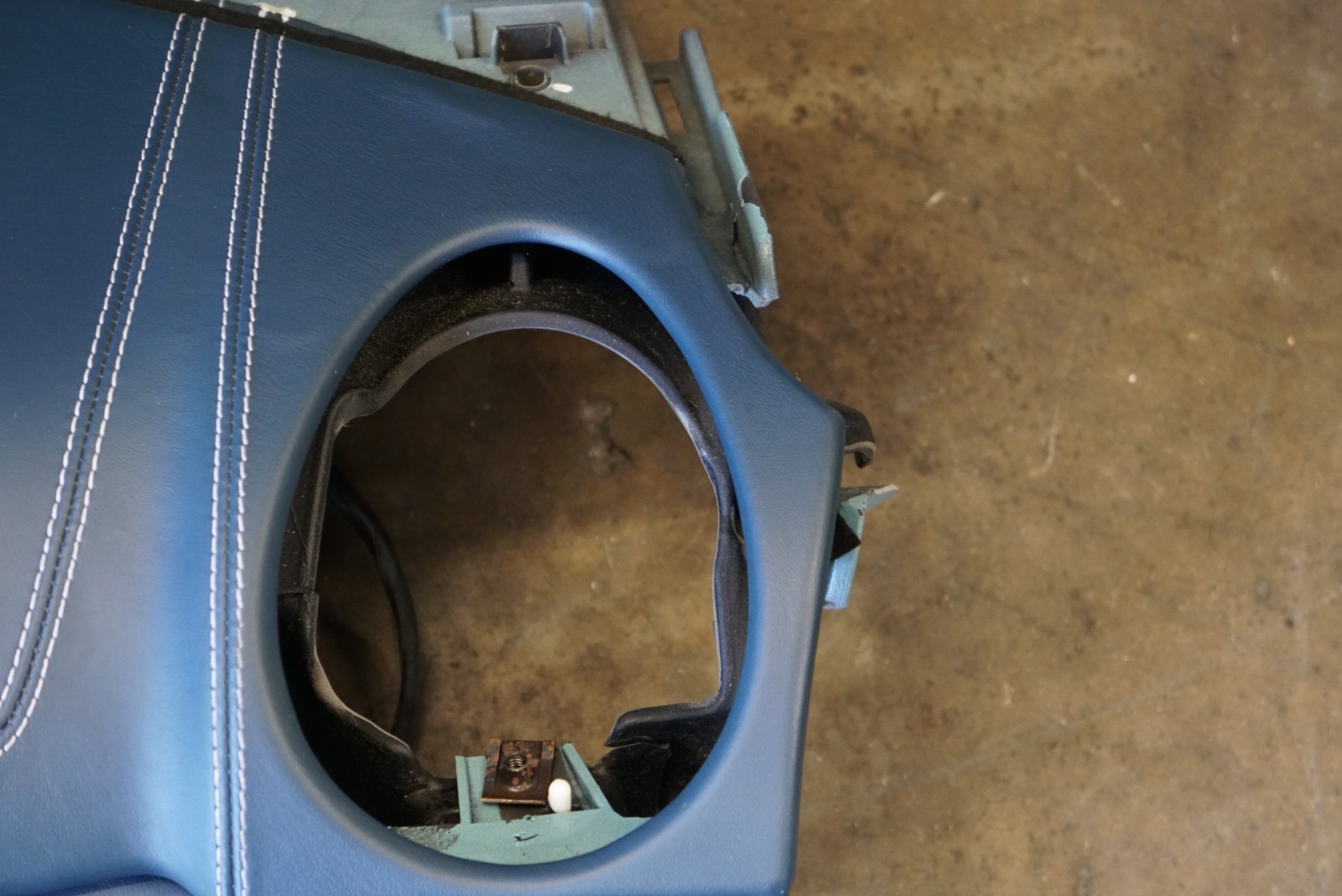 2009 - 2014 FERRARI CALIFORNIA FRONT LEATHER OUTER DASHBOARD PANEL TRIM OEM