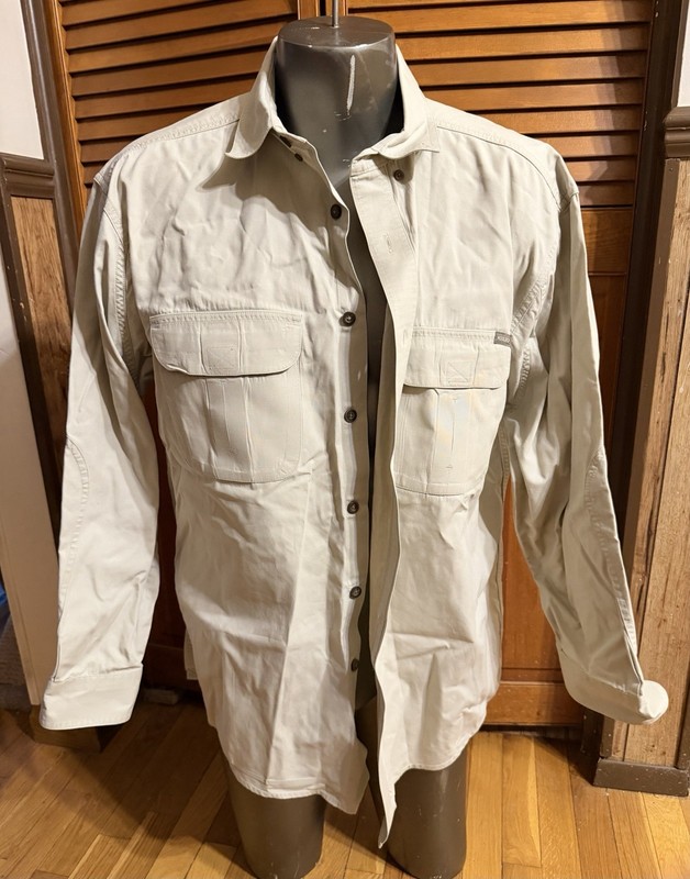 Vtg  Woolrich cream  Collar Khaki Tan Button Up Board Shirt size LARGE NICE!