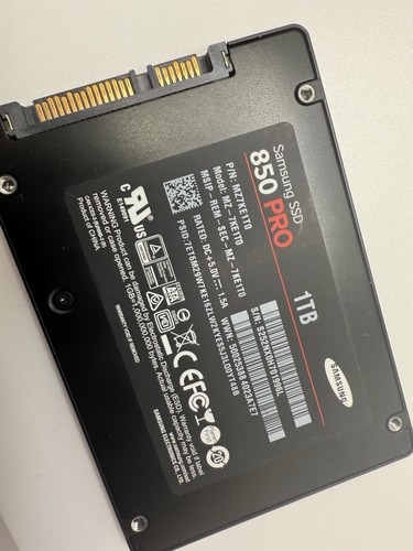 Samsung 850 PRO EVO SATA SSD (1TB) 2.5-in Internal Solid State Drive (MZ-7KE1T0) - Photo 3/3