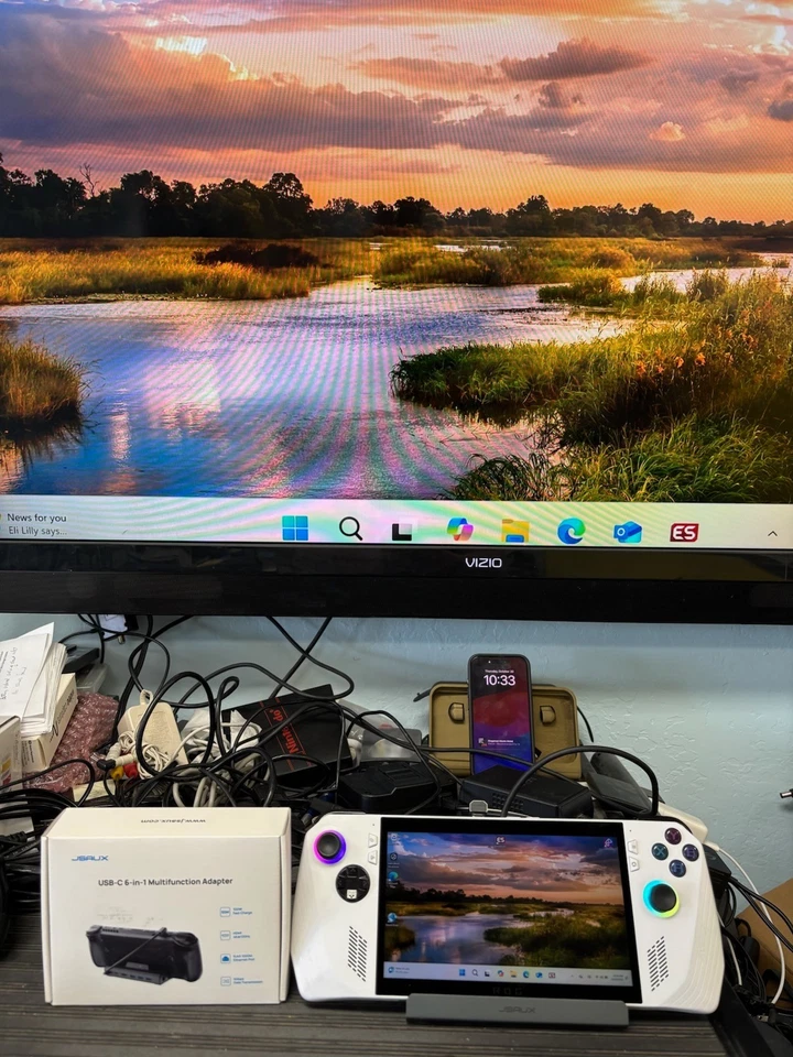 JSAUX USB-C 6-in-1 Docking Station Deck Multifunction Adapter - Image 2 of 3