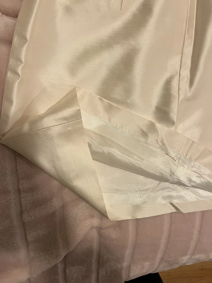 NWT Oscar By Oscar De La Renta Womens Ivory Silk Mini Skirt Size 6P - Image 4 of 4