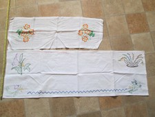 Vintage 2x table runners - embroidered