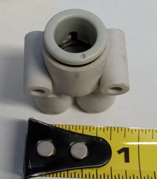 SMC KQ2U06-08A 6mmx6mmx8mm push-to-connect wye union **5-pack** - Image 2 of 4