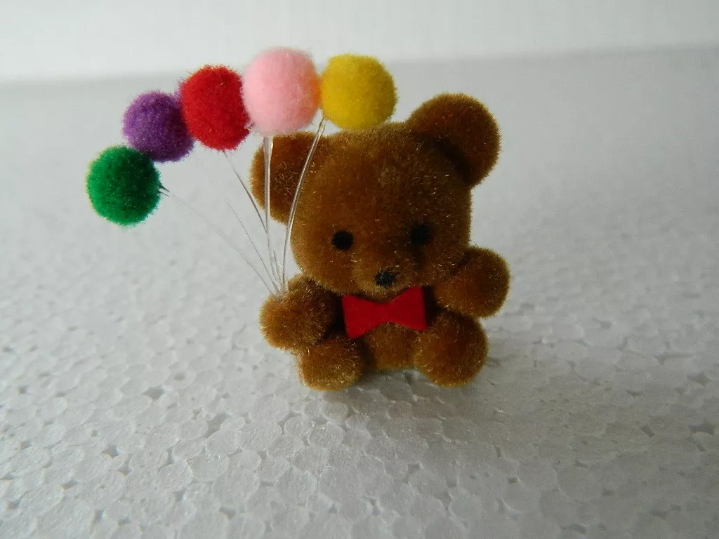 A3.26 1 12th scale DOLLS HOUSE SMALL TEDDY BEAR WITH BALLOONS