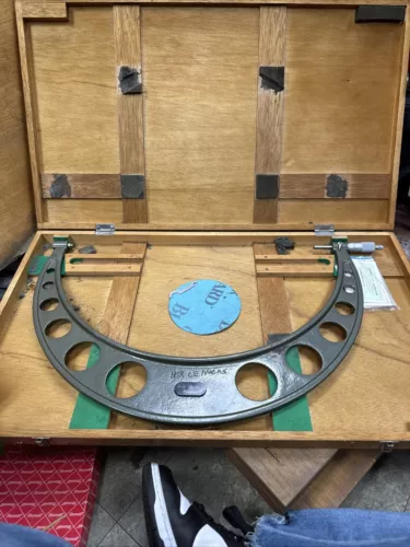 Machinist Mitutoyo Micrometer  19"-20"  no case. no 103-196A -  See pics