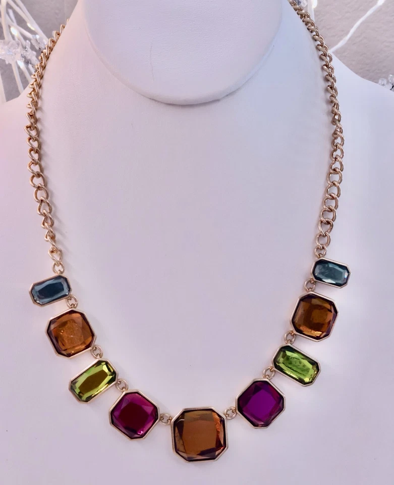 Collar Avon Acrílico Multicolor Piedras Preciosas Tono Dorado 17 - 21" N129 Foto 3 de 3