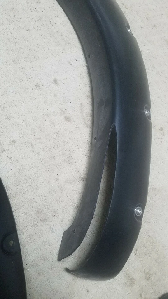 Fender Flares para Dodge RAM 2500 / RAM 3500 2010-2018 juego de 4, 1 tiene un corte... Foto 2 de 4