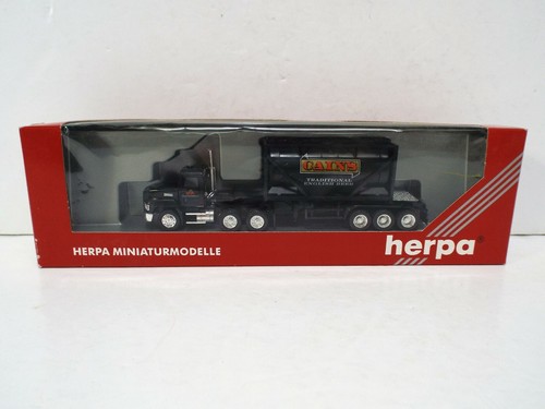 HERPA 189347 MACK TALLA CAINS CERVEZA INGLESA SEMI CAMIÓN ESCALA HO/OO NUEVO EN CAJA (HO136) | Zustand: New