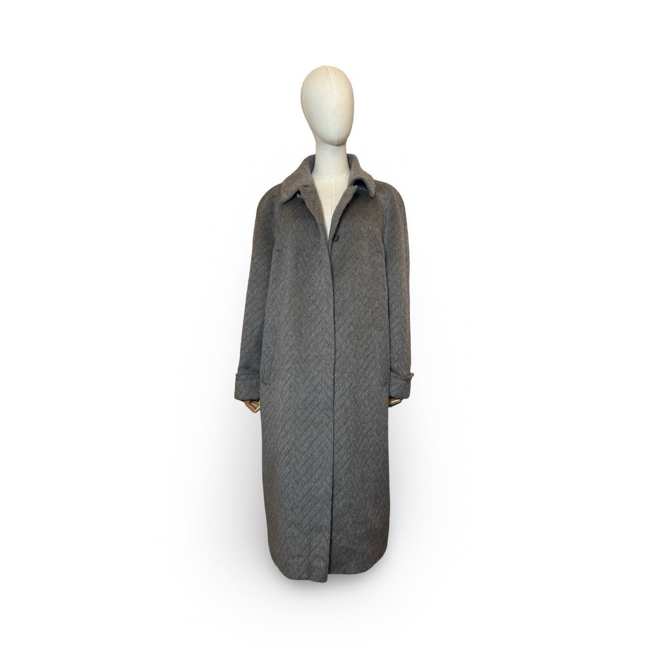 Vintage Llama & Merino Wool Grey Long Button Up Overcoat Size 16/18 UK