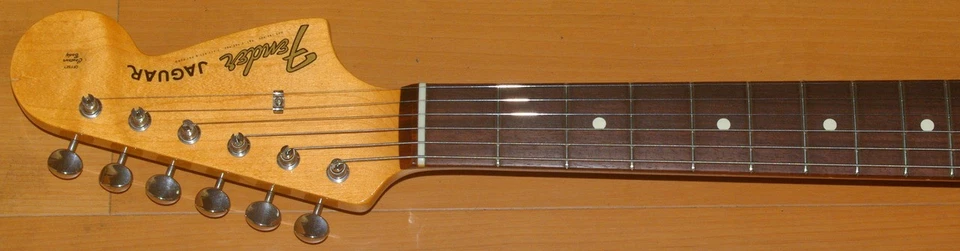 Fender 2003 American Vintage '62 Jaguar/3 colores Sunburst Foto 3 de 4