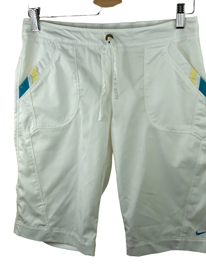Bermudas de golf Nike Dri-Fit para mujer talla 8 blancas calce ajustado cordón ajuste regular Foto 3 de 4