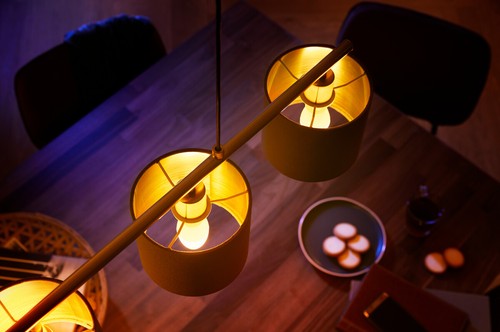 Philips Hue E14 Smart LED Leuchtmittel Kerze Warmweiß Einzelpack 470lm Bluetooth - Bild 8 von 8