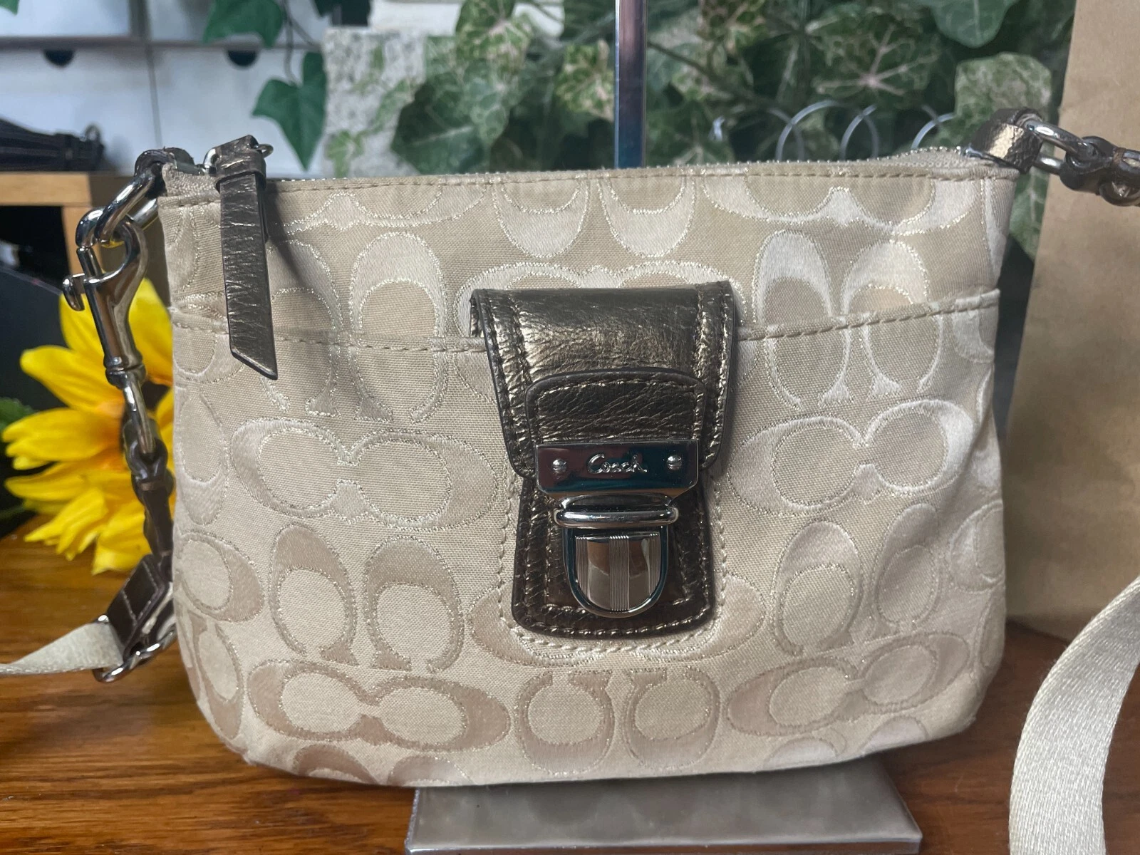 BORSA A TRACOLLA COACH SIGNATURE POPPY SWINGPACK 47018 BORSA A TRACOLLA BORSA A TRACOLLA