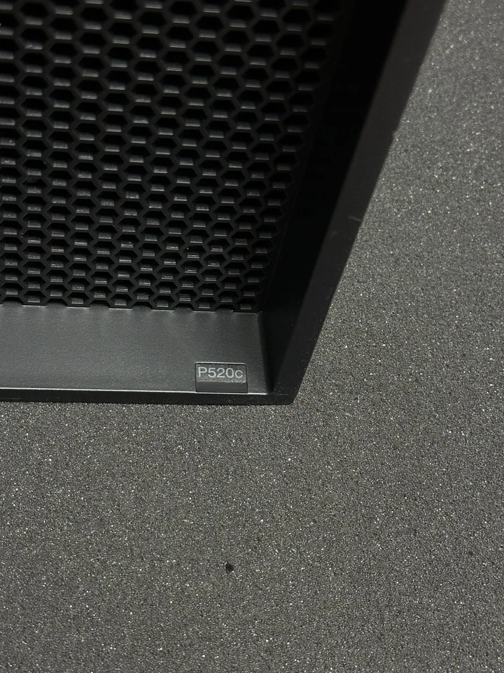 Lenovo Thinkstation P520c Xeon W-2133 3,60 ГГц QUADRO P400 W11P новый твердотельный накопитель - Изображение 3 из 4