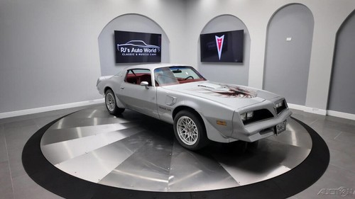 1977 Pontiac Trans Am Body-off restoration documented history - Picture 6 of 12