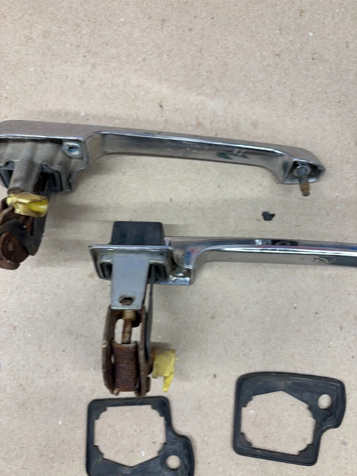 1980 87 1997 Ford F150 F250 F350 exterior pulsador manijas de puerta 86 85 Foto 4 de 4