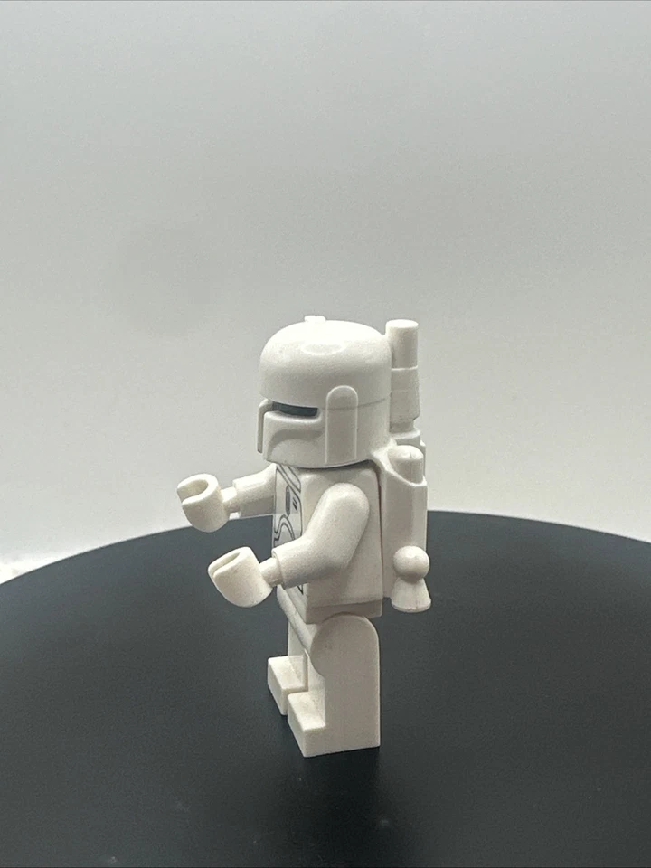 LEGO Star Wars White Prototype Boba Fett Minifigure SW0275 - Image 3 of 4