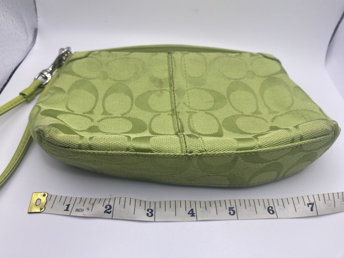 希少色 美品 y2k COACH シグネチャー サンダル グリーン 平成レトロ Vintage Coach Y2K Lime Green Signature Mini Turnlock Wristlet Mini