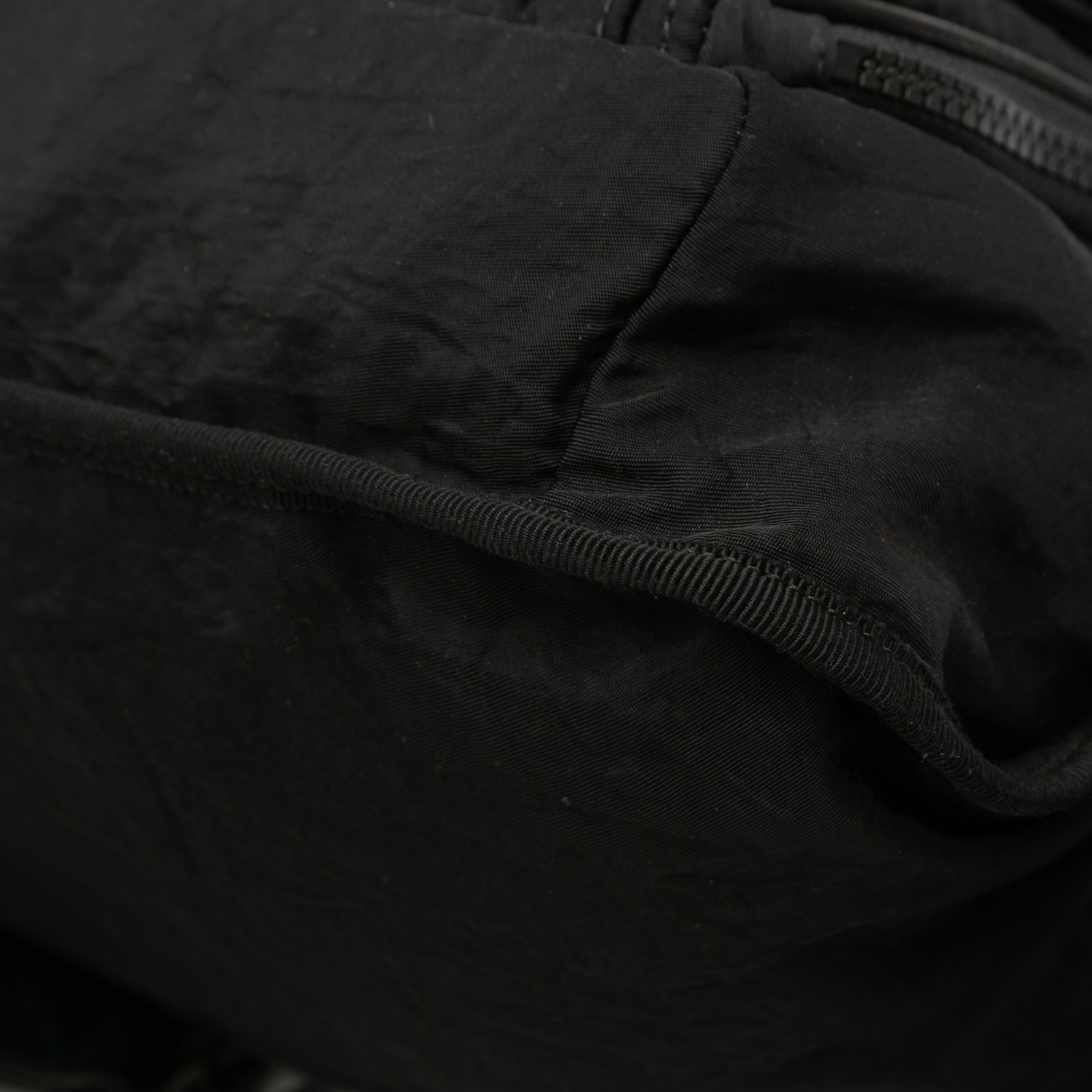 Authenticated Gucci Nylon 80s Patch Convertible B… - image 10