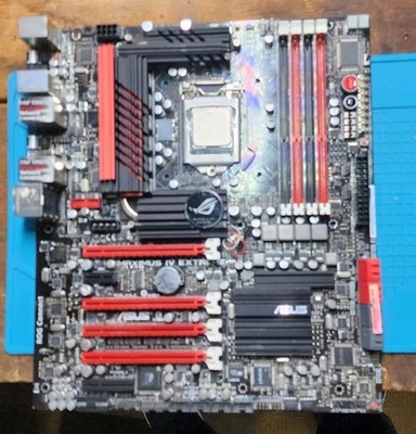 ASUS ROG Maximus IV Extreme ATX LGA1155 DDR3 PCIe x16 USB 3.0 No IO Sheild 