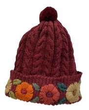 Romantic Flowers – Soft 100% Baby Alpaca Beanie, Hand-Embroidered Floral Design