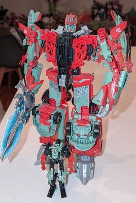 Transformers Combiner Wars Victorion complete Combiner Generations
