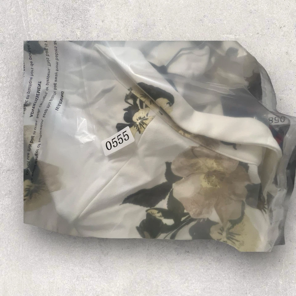 Blazer Lularoe 2XL Gwen Relajado Blanco Floral Nuevo con Etiquetas Foto 4 de 4