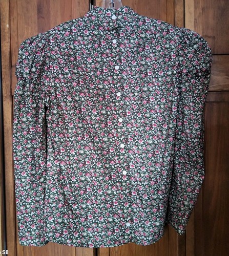 recollections-cotton-blouse-green-with-pink-floral-reinactment